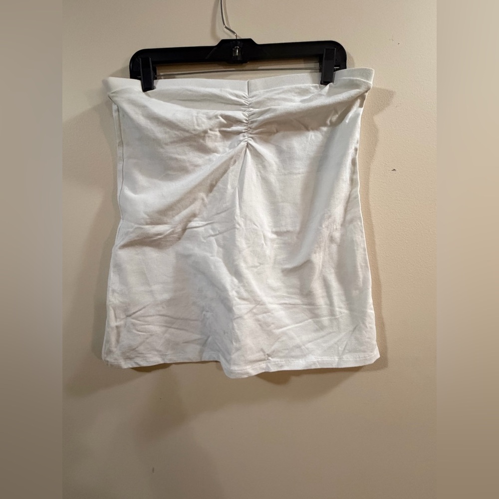 Foxy Strapless Ruched-Front Tube Top - Picture 5 of 5